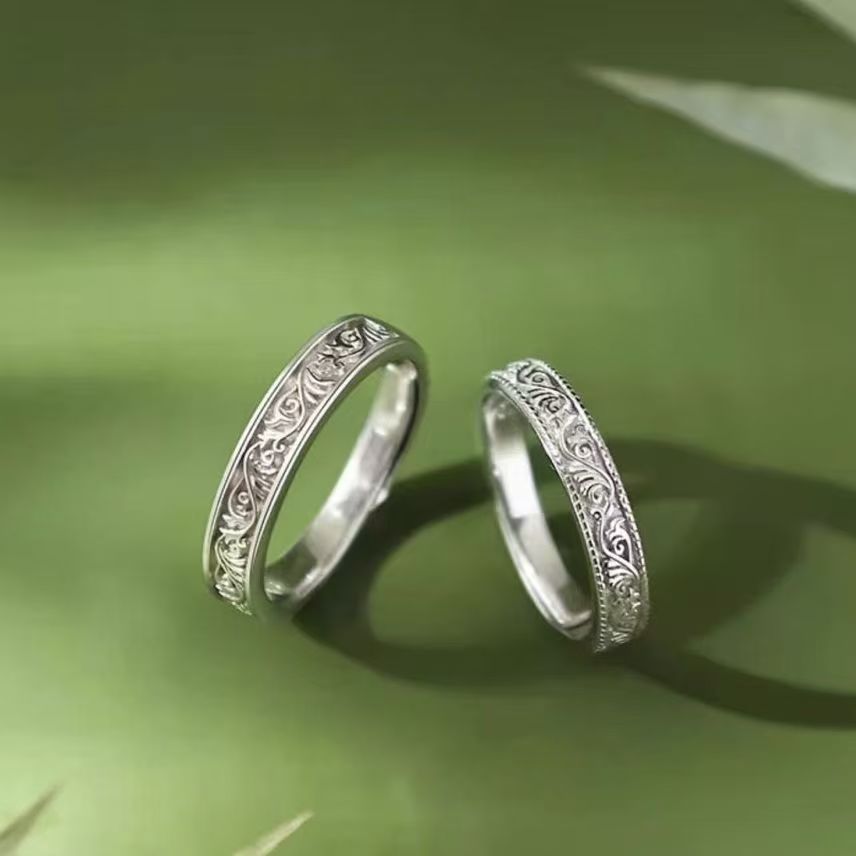 Adjustable couple's ring niche design refers to a pair of rings for men and women, birthday commemorative gifts for women