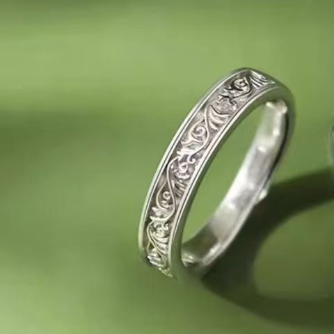 Adjustable couple's ring niche design refers to a pair of rings for men and women, birthday commemorative gifts for women