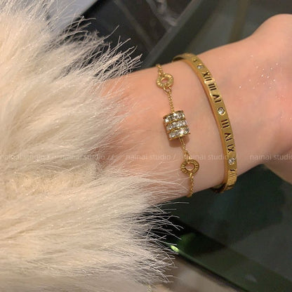 Titanium Steel No Fading ~ Roman Letters Small Waist Gold Bracelet High-Grade Light Luxury Clover Bracelet Women