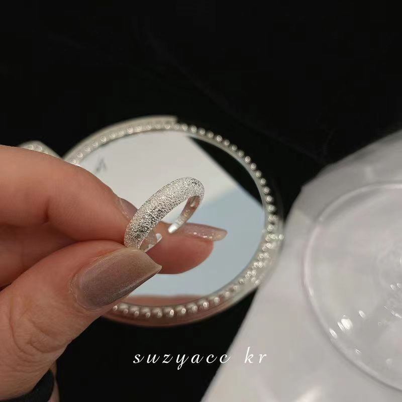 [In stock]Bright silver matte galaxy ring, women's ins cold wind index finger ring, tide fashion ring, light luxury ring, adjustable opening