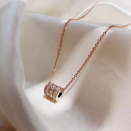 Premium Fading Summer Skirt Necklace Female Tide Internet celebrities ins Cold Neck Jewelry Pendant Faded Clavicle