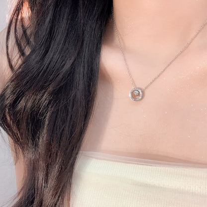 Titanium steel necklace Women's tide pendant Internet celebrity chain ins simple light luxury temperament does not fade neck jewelry neck chain